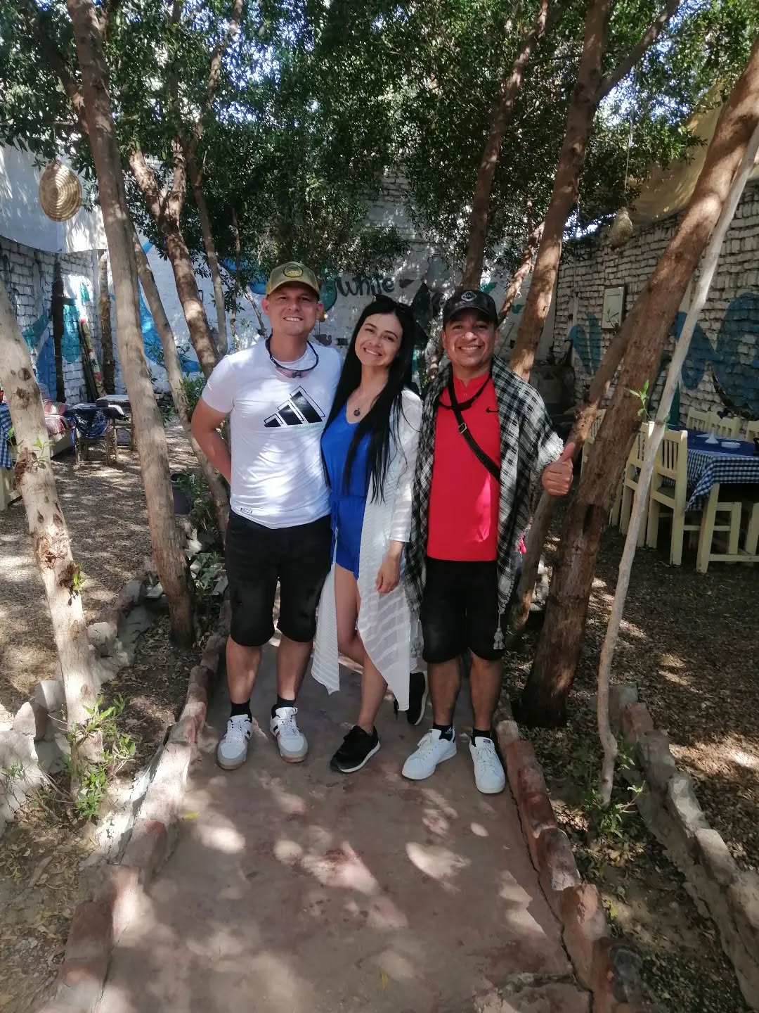 White Garden Restaurant & Coffee: happy customers in venue