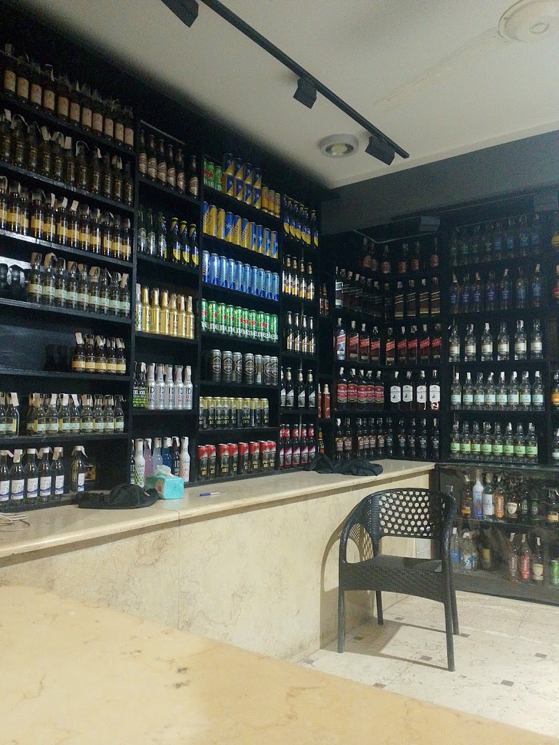 Wine Palace: clear view of bar interior