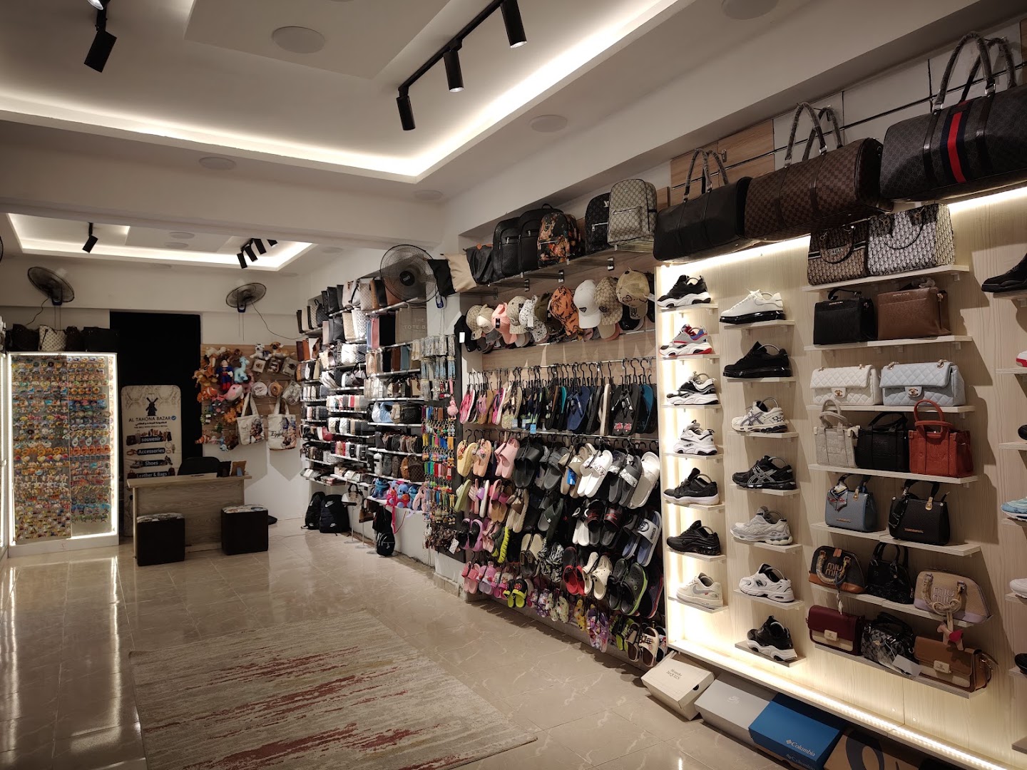 Al Tahona Bazar: clear shop interior and products