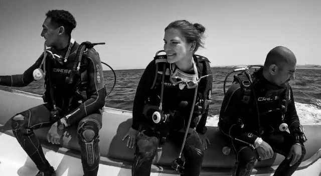 Deep South Divers: professional photo of diving team