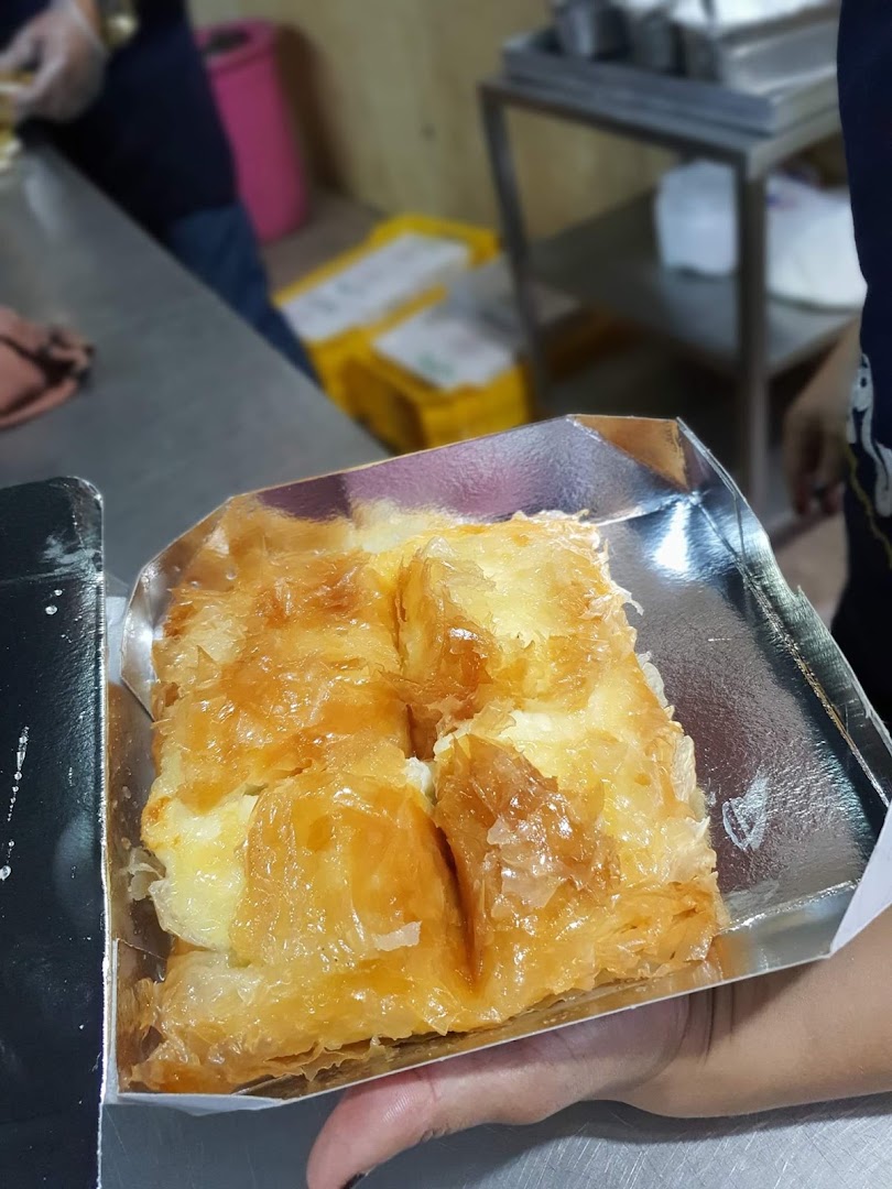 Samy Salem Patisserie: appetizing photo of shop product