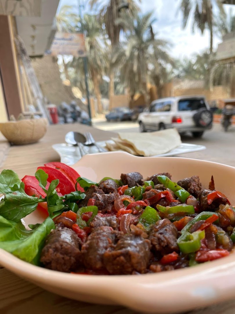 Oasis Nomad: appetizing food photo at venue