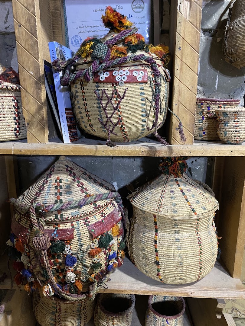 Siwa Traditional Hand Craft: clear display of shop products