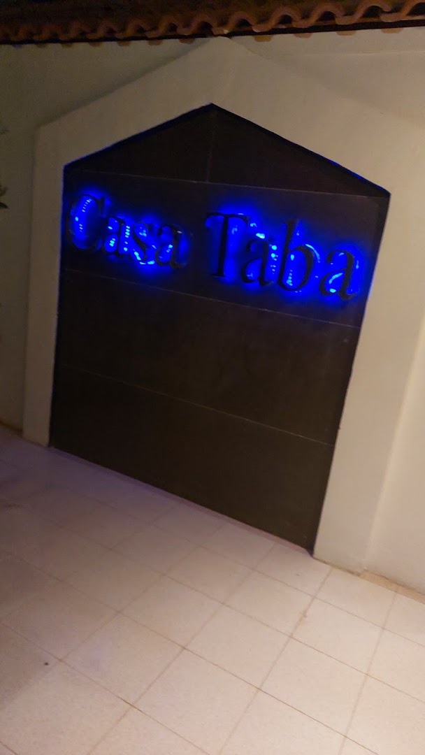 Casa Taba: clear signage of the venue