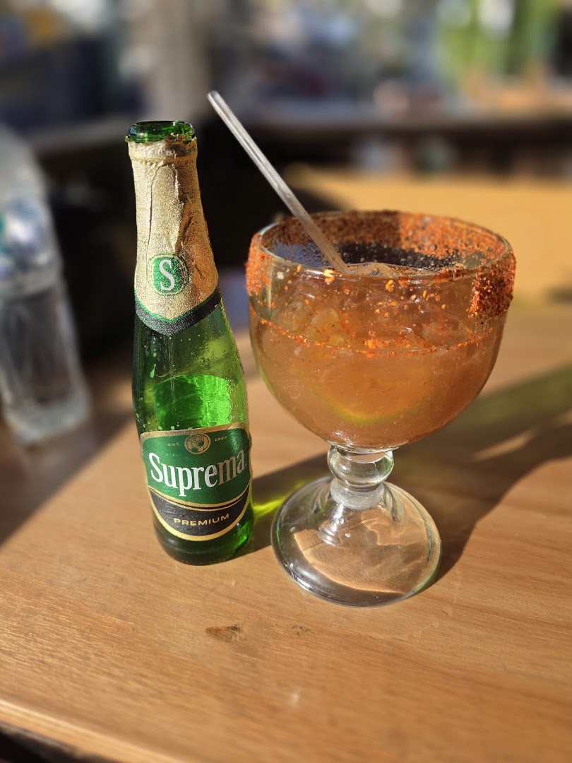 Esquina La Comadre: appetizing photo of restaurant drinks