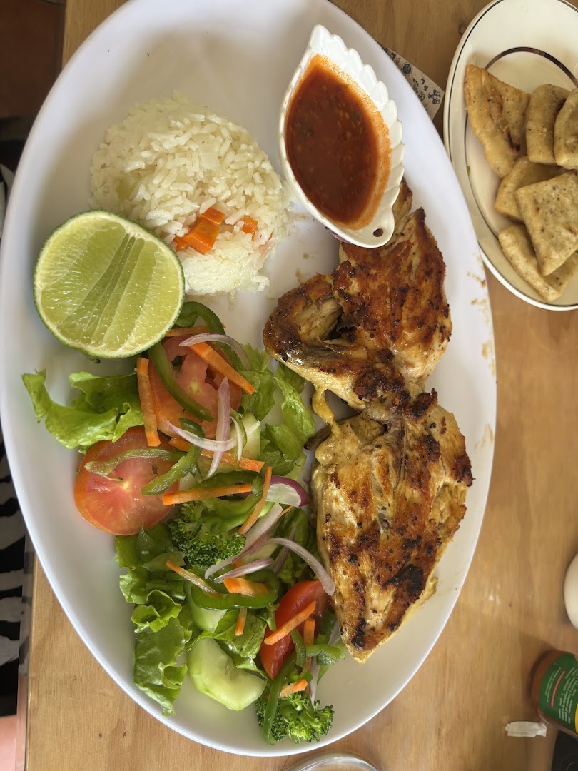 Esquina La Comadre: appetizing and clear food photo