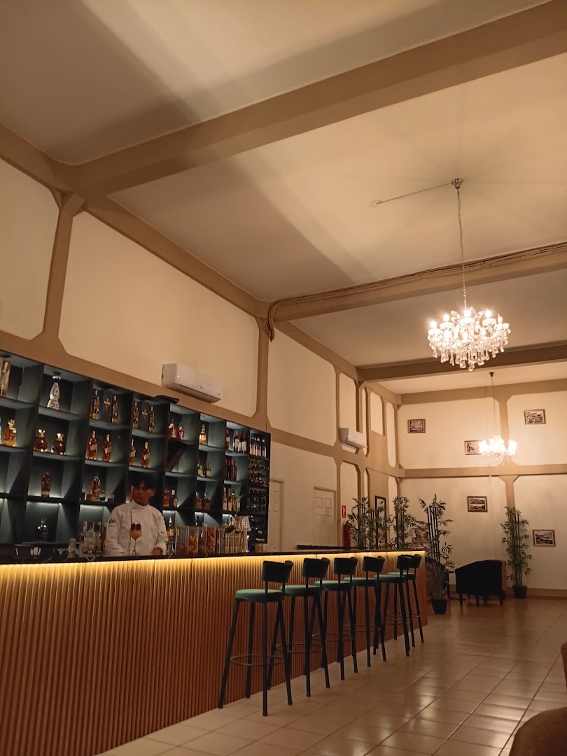 La Espada Restaurante: professional interior shot of bar