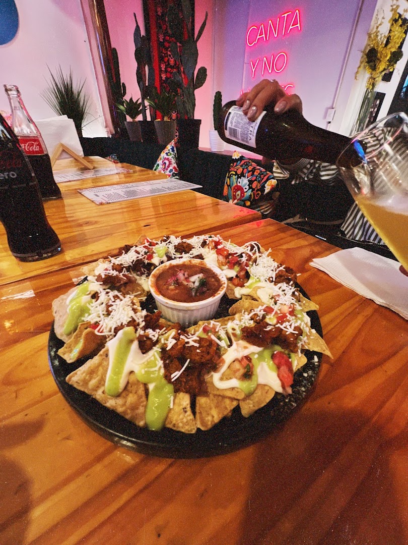 María Mezcal: appetizing food and vibrant atmosphere