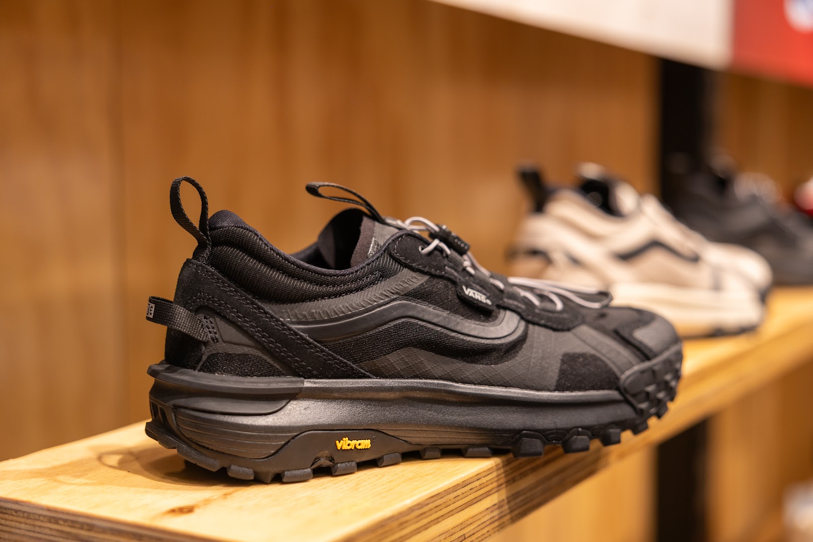 Vans: high quality product display photo