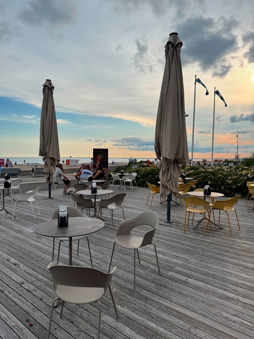 Krust Võikubaar: attractive terrace with scenic view