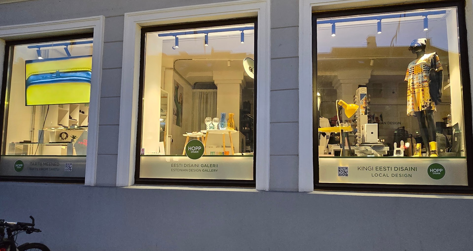 HOPP Disain: clear storefront showing shop interior