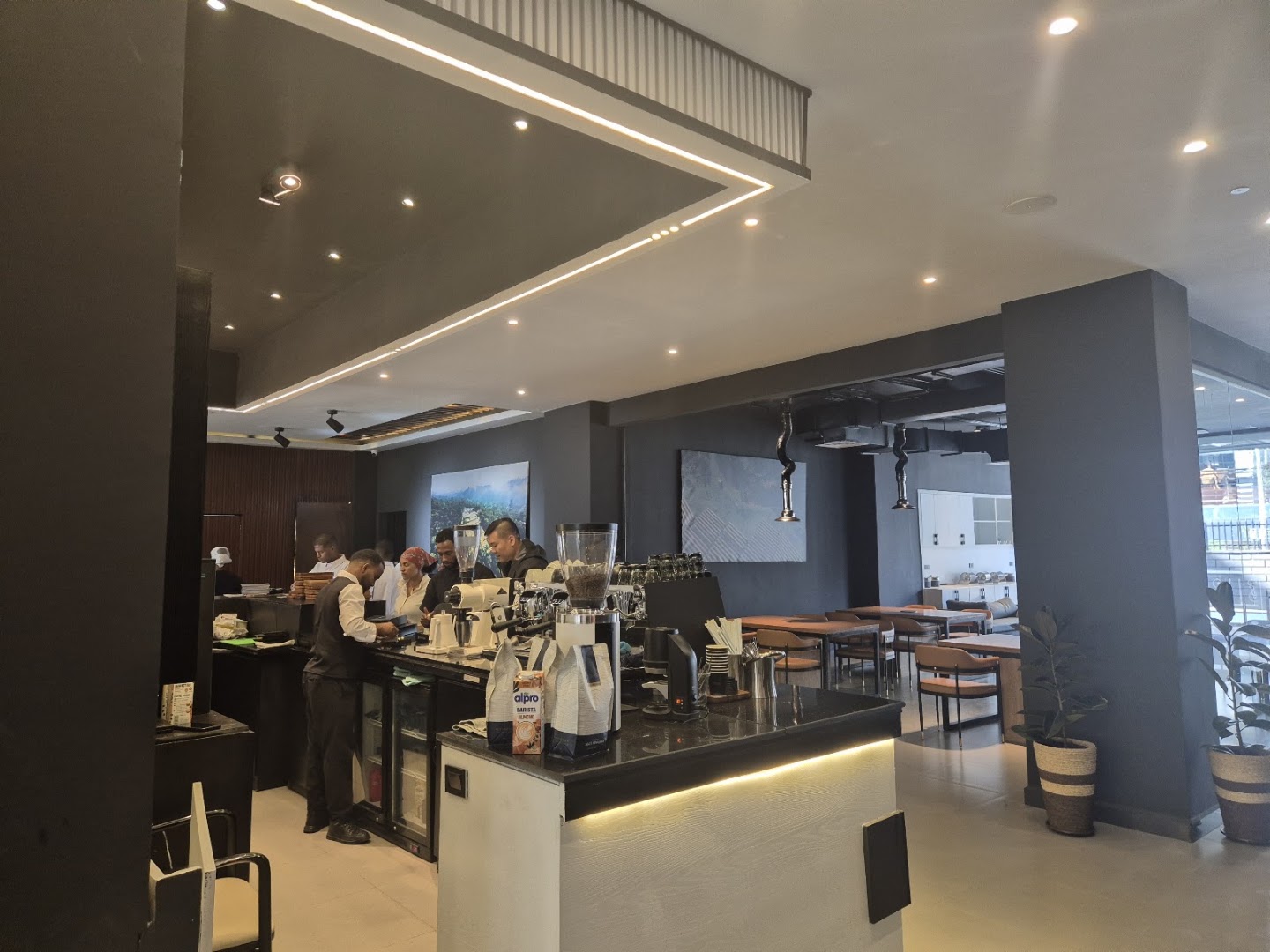 Adorsi Specialty Coffee: clear, professional interior shot