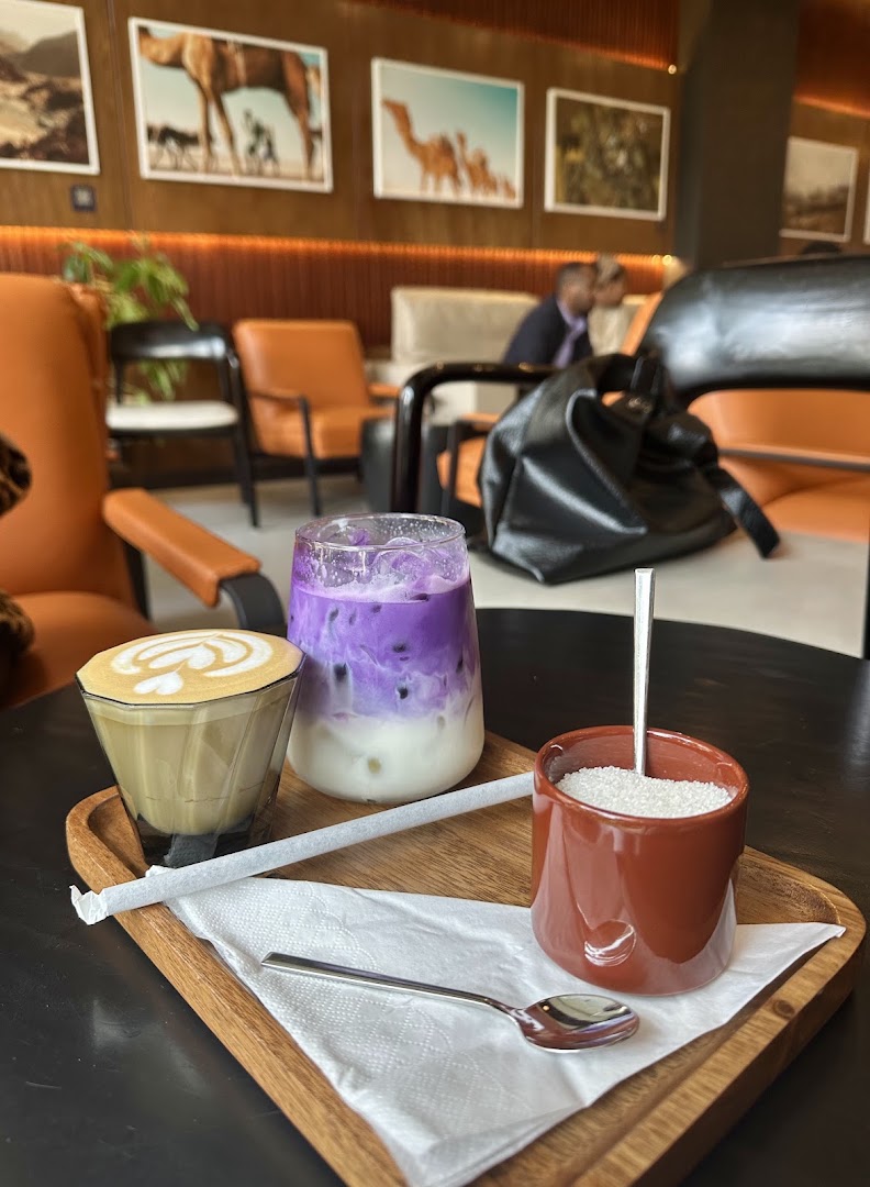 Adorsi Specialty Coffee: appealing coffee and cafe atmosphere