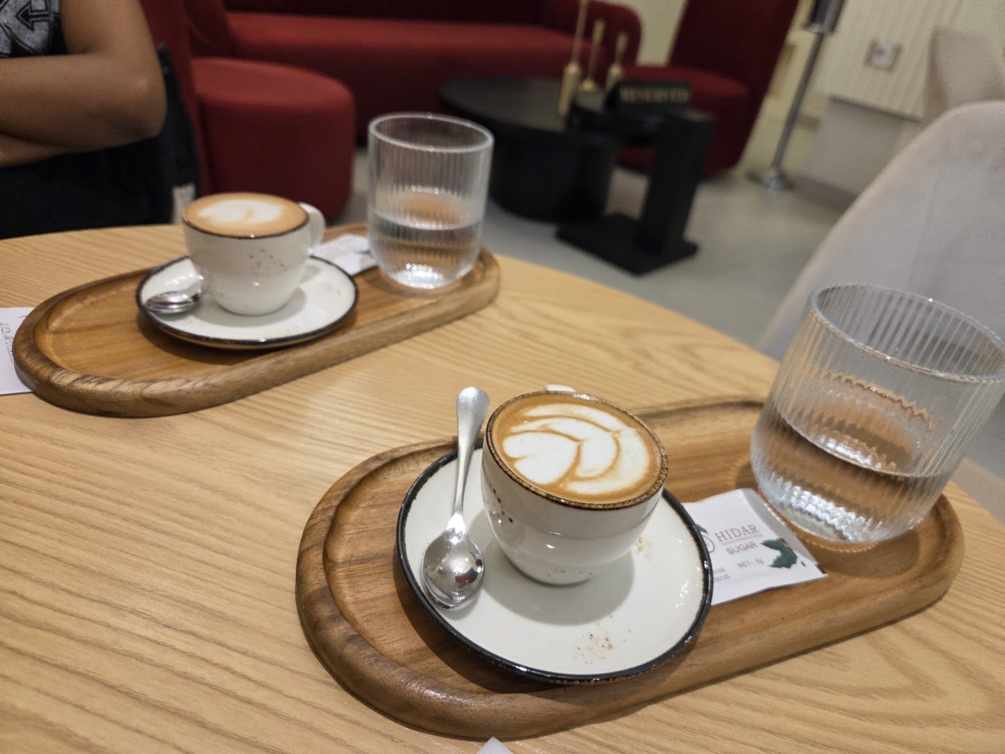 Hidar Coffee & Patisserie: appealing presentation of coffee service