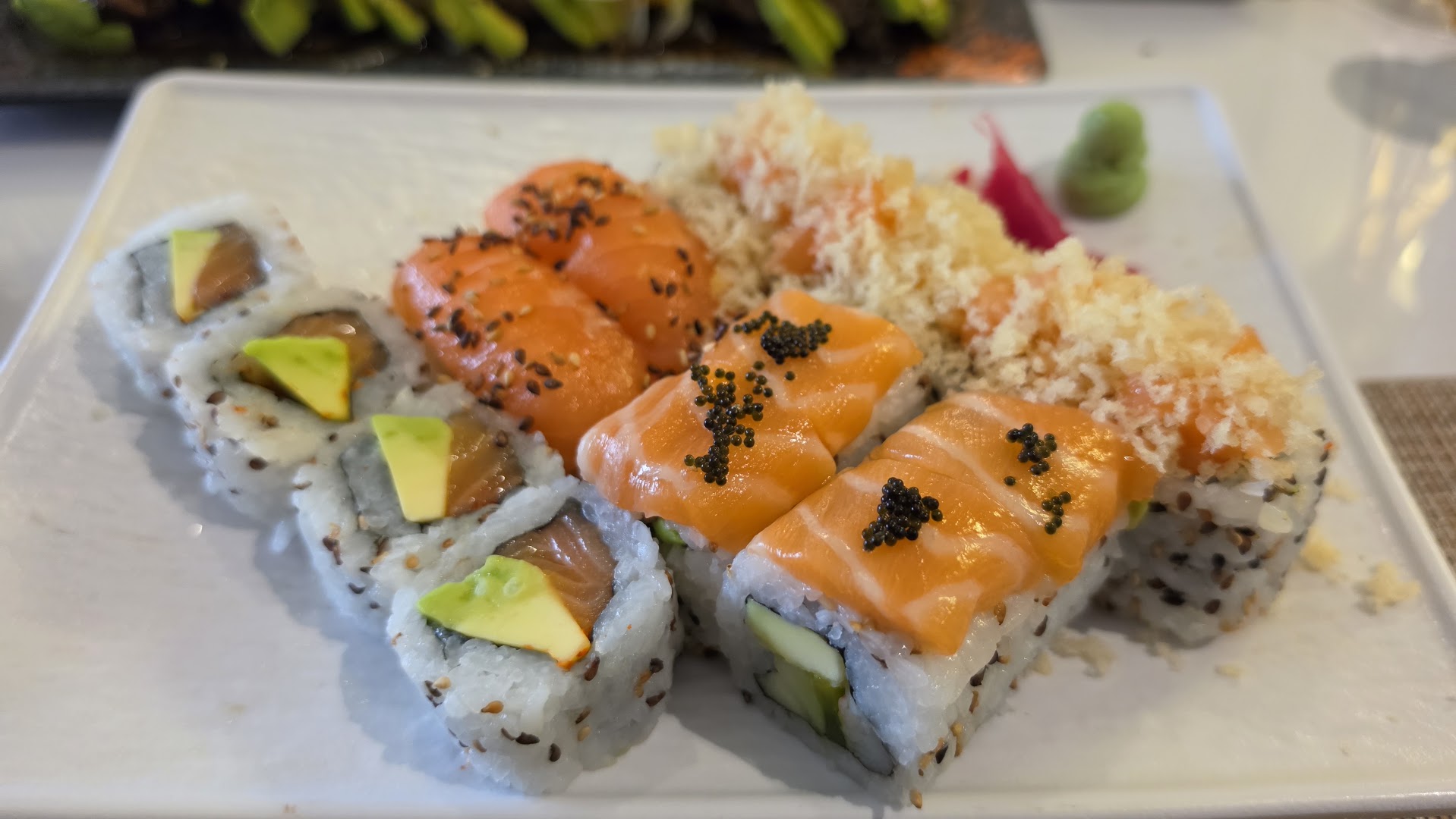 KAZ Sushi & Japanese Fusion: appetizing, high-quality food photography