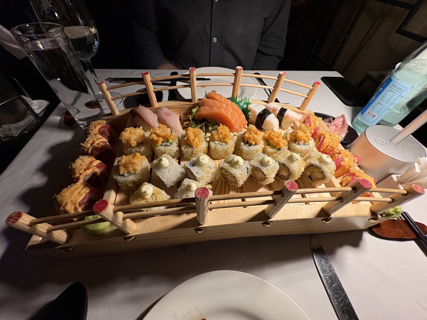 Matsuki: appetizing presentation of sushi platter