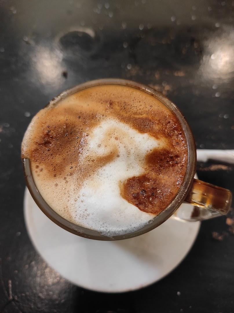 Coffee de La Gare: appetizing photo of coffee drink