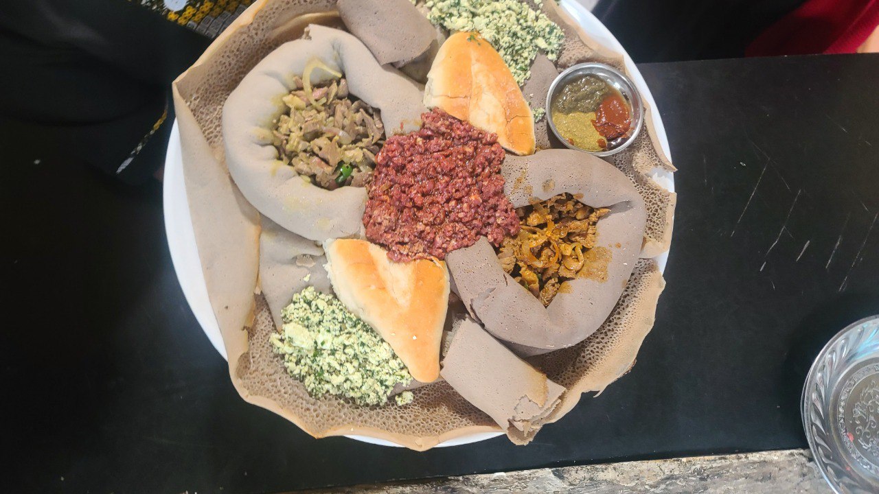 Adey Bar & Restaurant: appetizing photo of restaurant food