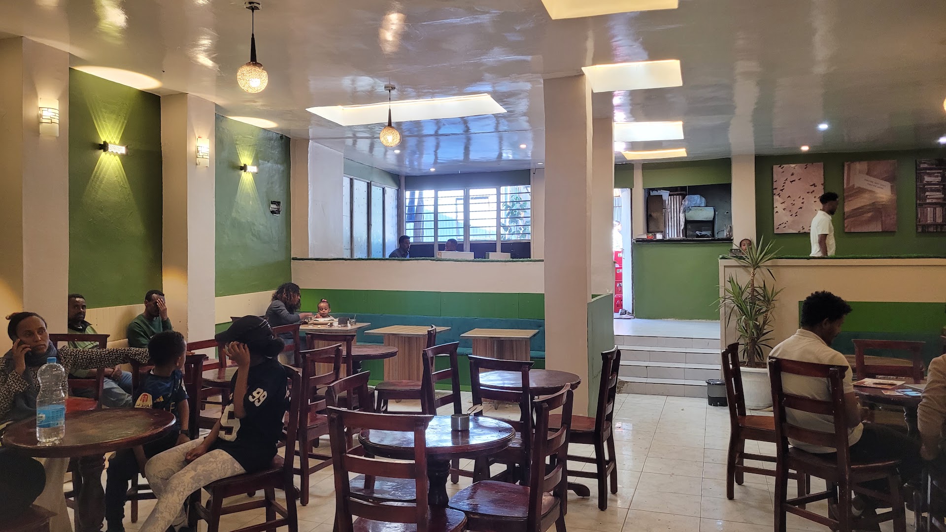 Coffee House: clear shot of venue atmosphere