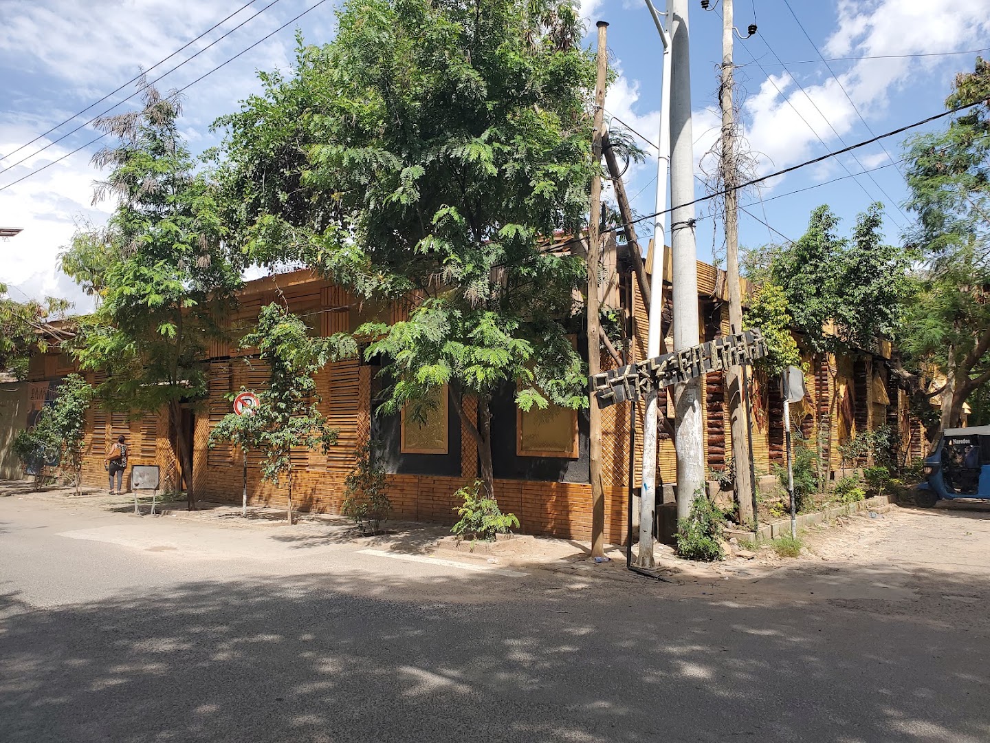 Desalegn Kitfo: clear exterior shot of venue