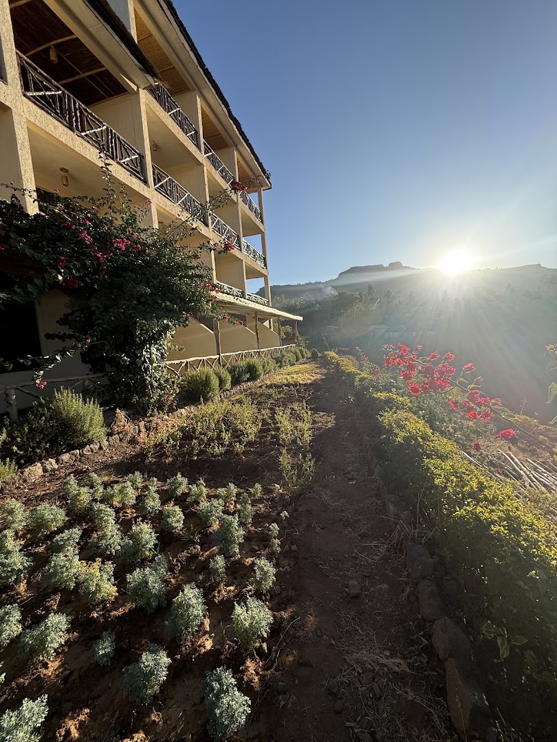 Hilltop Lodge: beautiful exterior view of venue