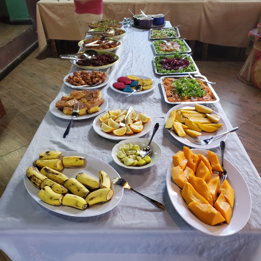 Ma'ed Lalibela Restaurant: appetizing display of restaurant food