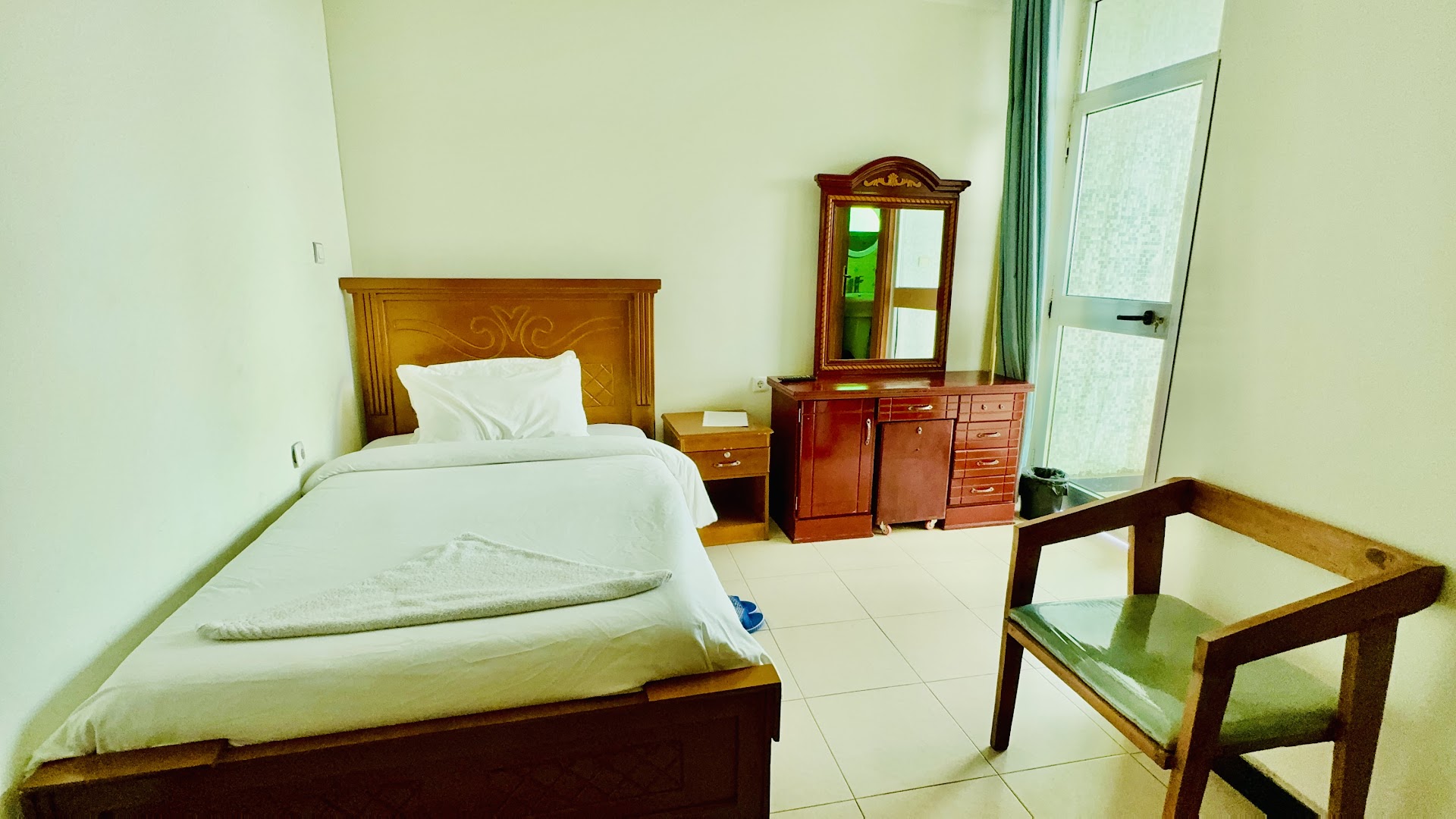 Moringa Hotel Restaurant: clear photo of hotel room