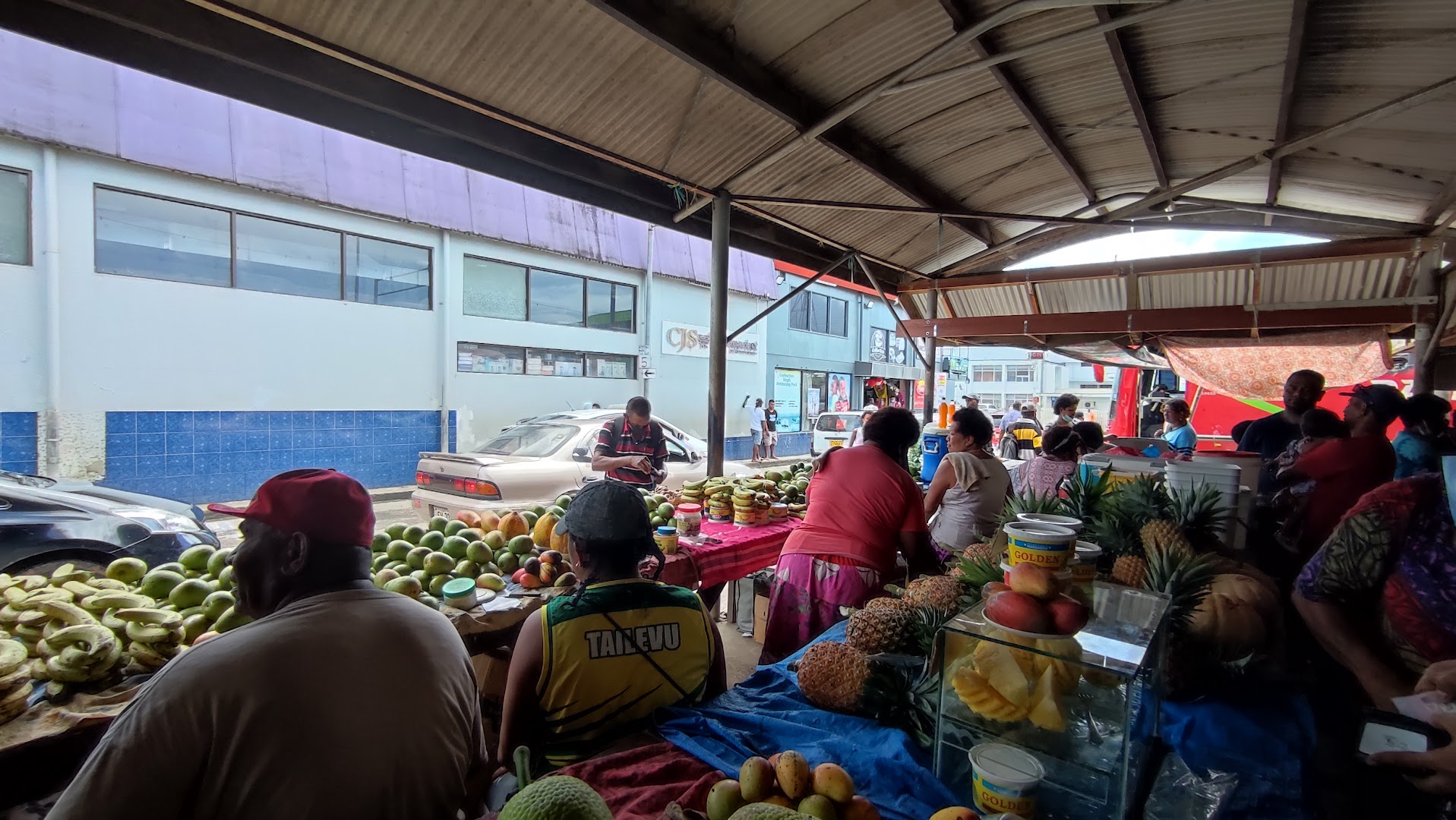 Labasa Market: authentic market atmosphere