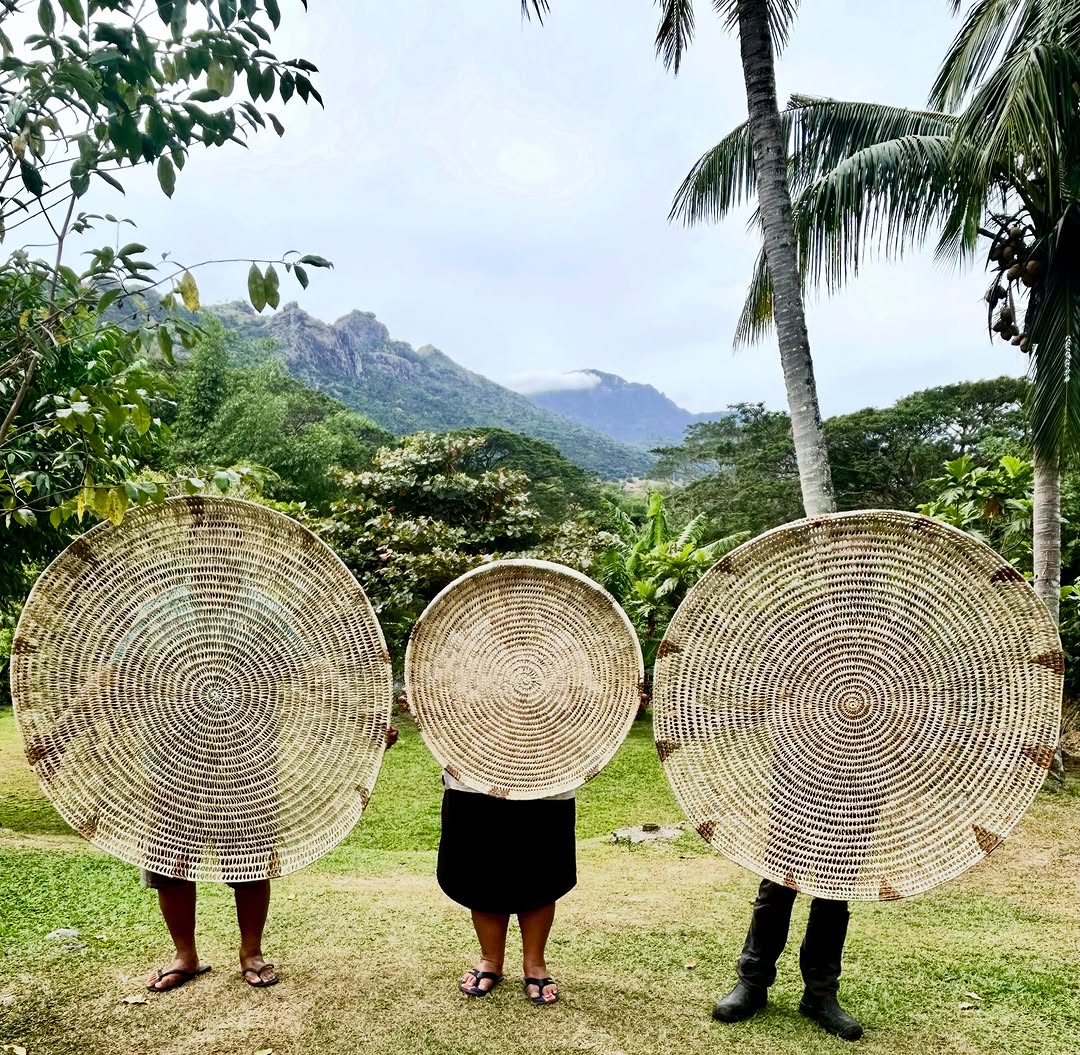 Rise Beyond the Reef: showcases artisanal products and atmosphere
