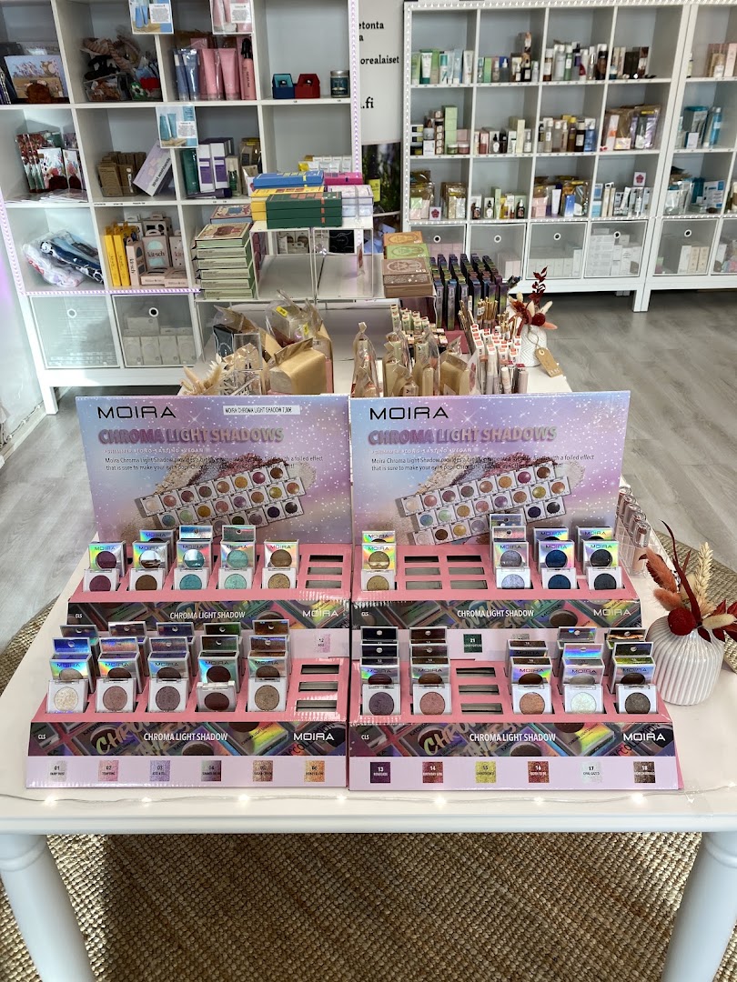 Areum Beauty: clear display of shop products