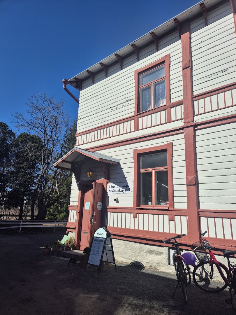 Hostel Cafe Huvila: clear exterior shot of venue