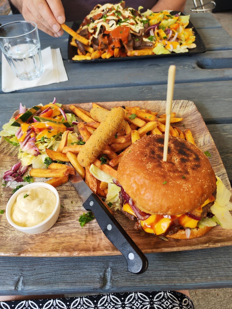 Puokkarin härkä: appetizing, high-quality food photography