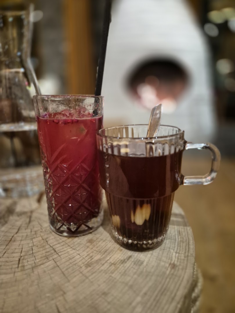 Stella Nova: appealing photo of restaurant drinks
