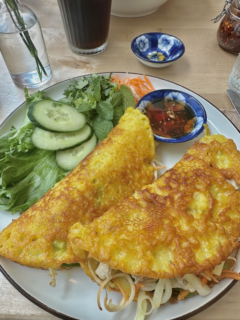 Bistro DinDín: appetizing, high-quality food photography