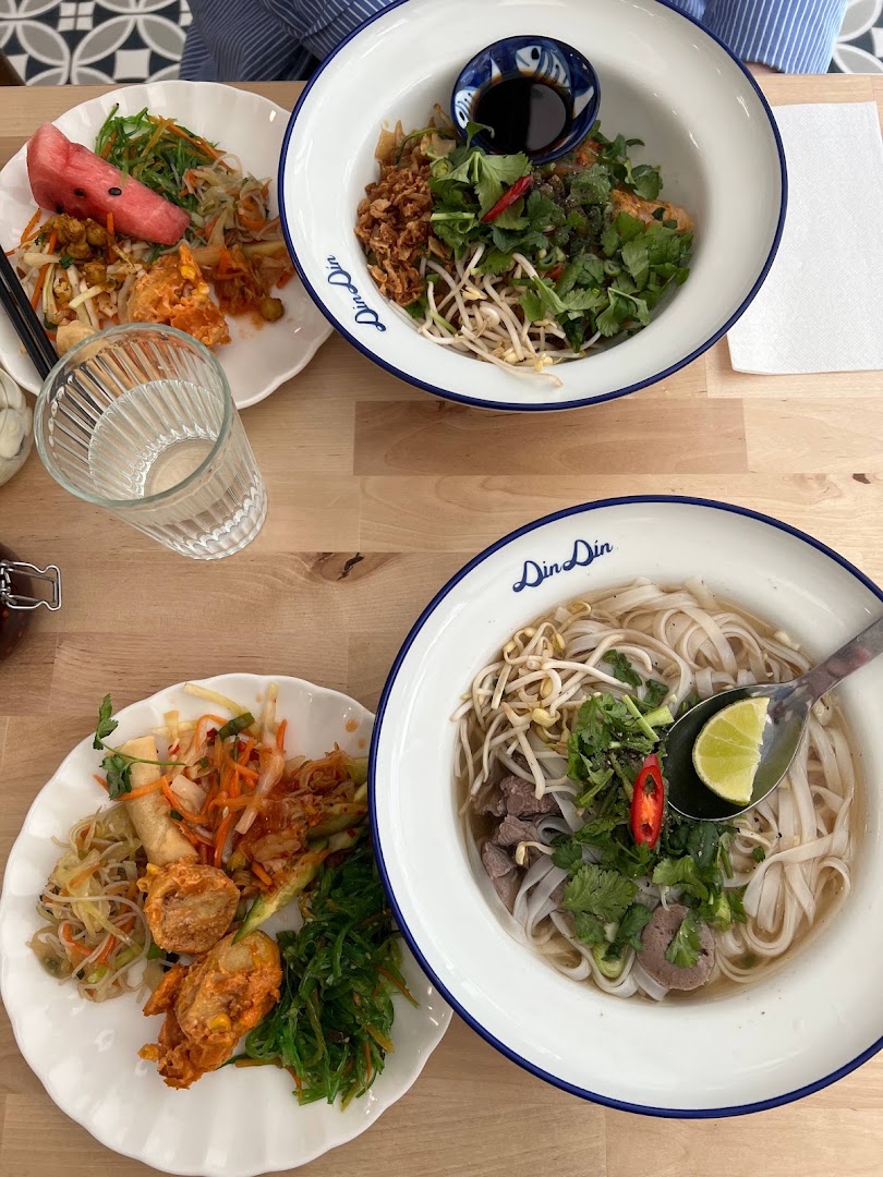 Bistro DinDín: appetizing food photography
