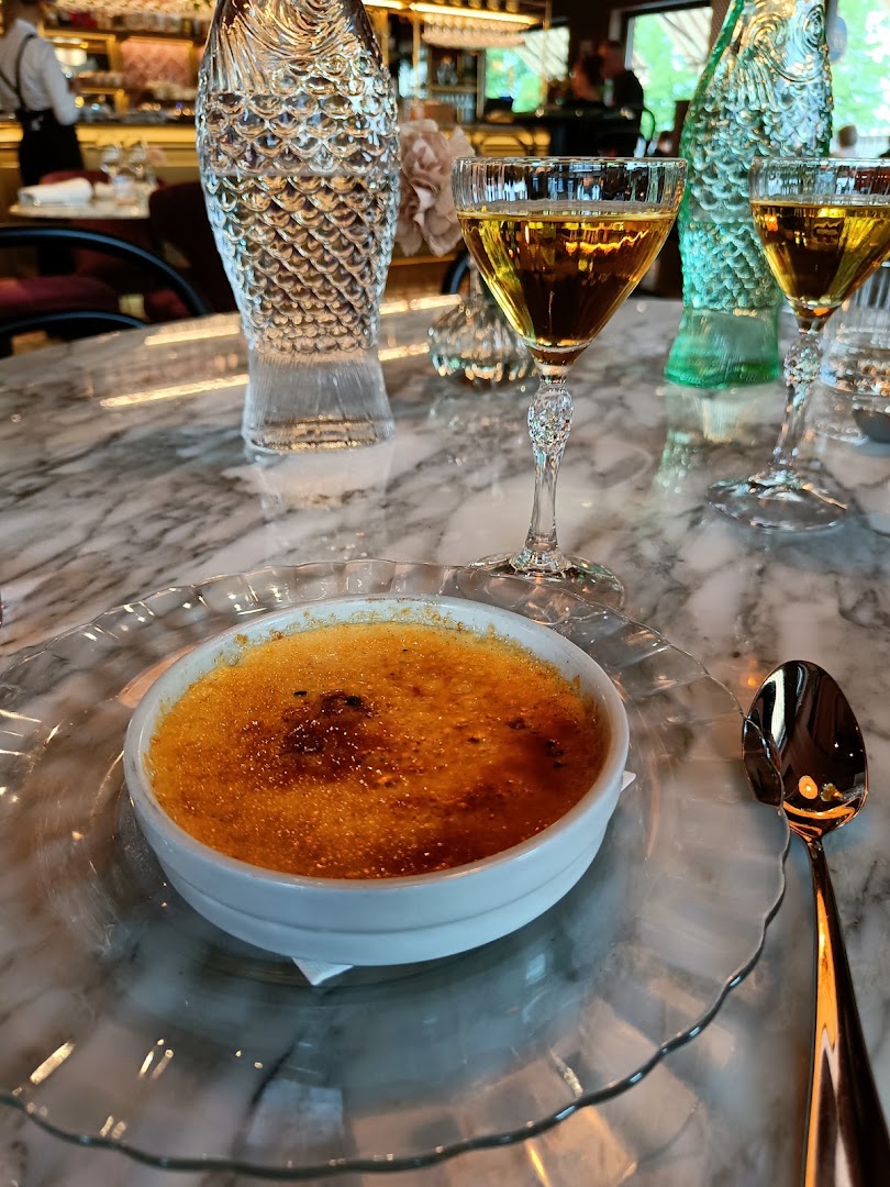 Brasserie Deux: appetizing food and elegant atmosphere
