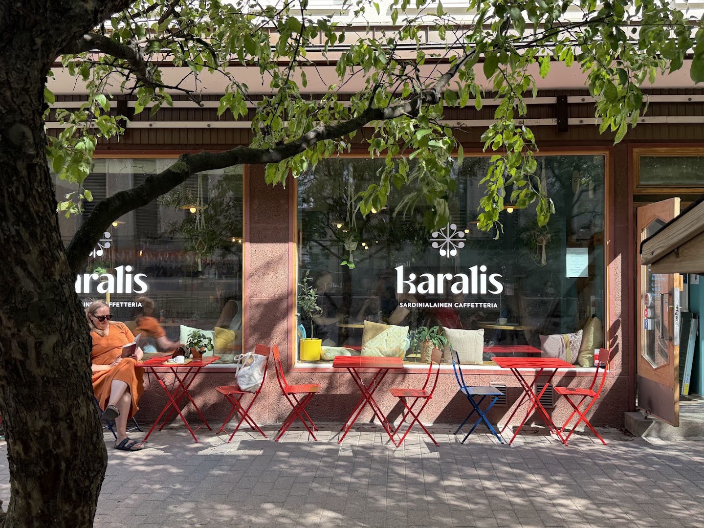 Karalis: attractive and clear venue exterior