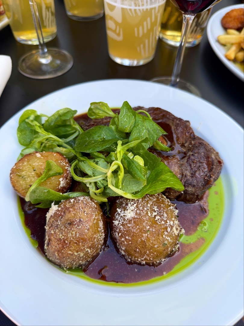 Madame: appetizing, high-quality food photography