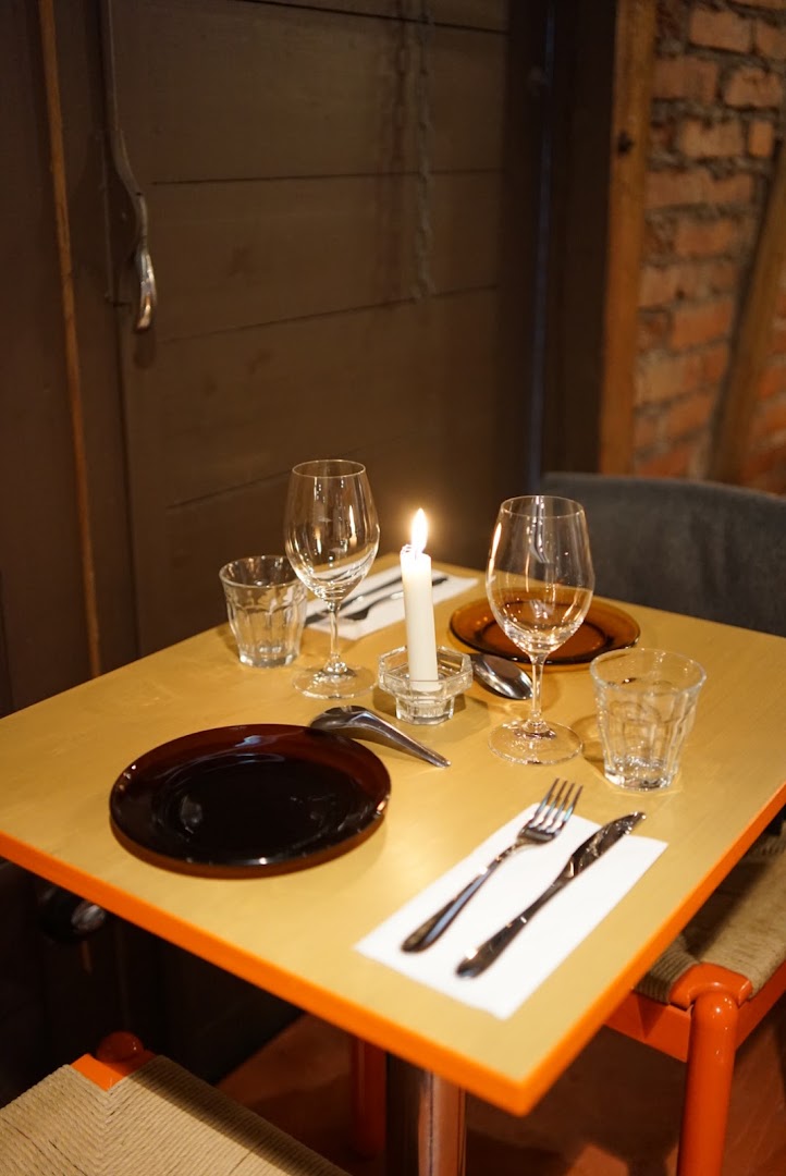 Sommar Bistro & Terrace: inviting and professional restaurant atmosphere