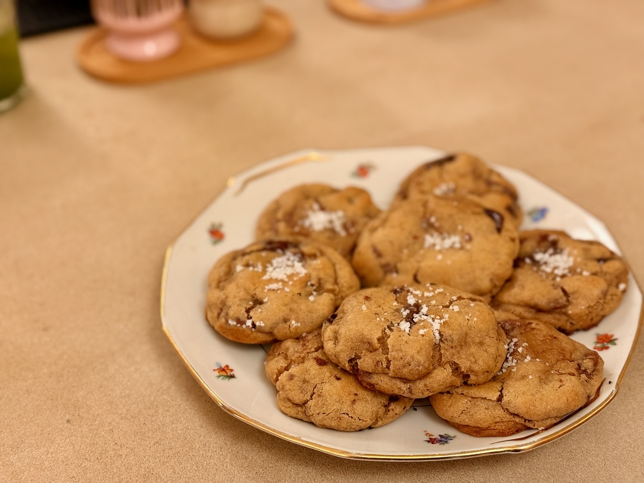 Café Adoré: appetizing photo of food items
