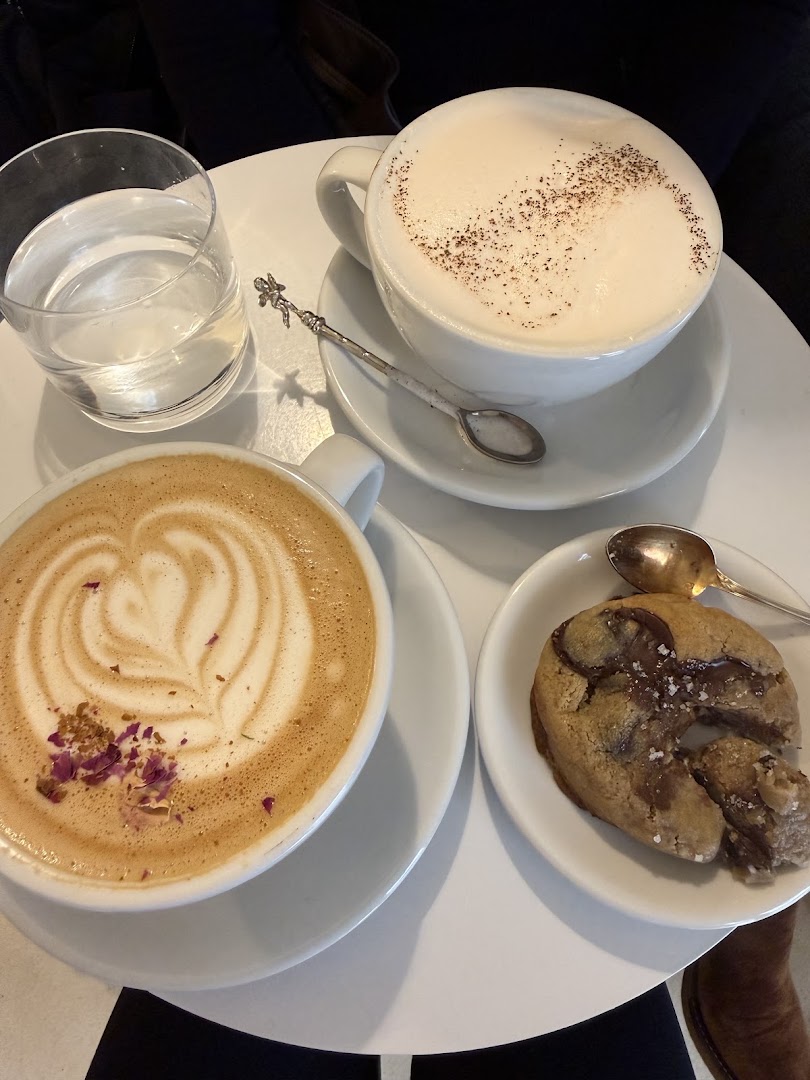 Café Adoré: appetizing photo of cafe offerings
