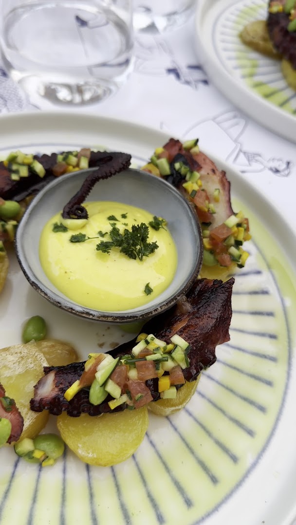 Bleu Impérial: appetizing, high-quality food photography