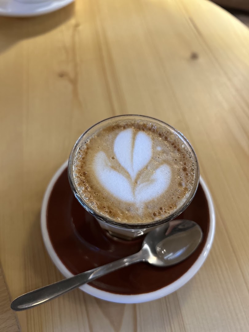 Mariette: appetizing photo of coffee drink