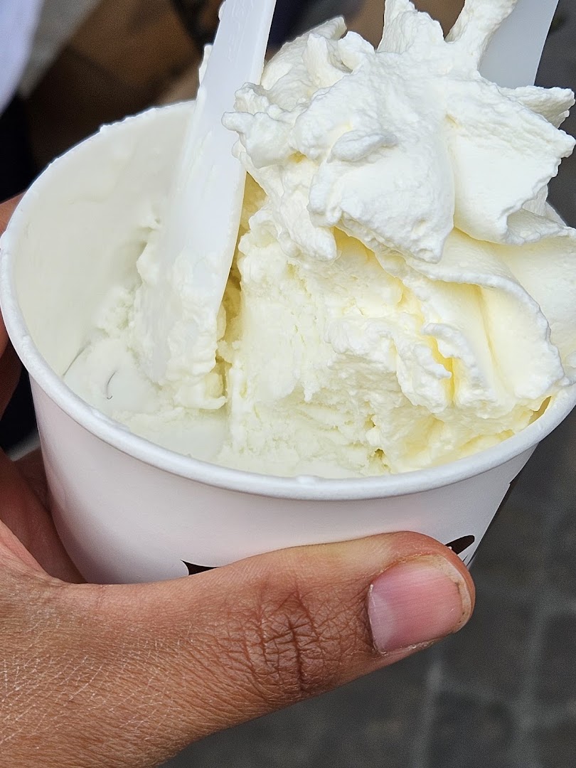 Melt: appetizing photo of shop product