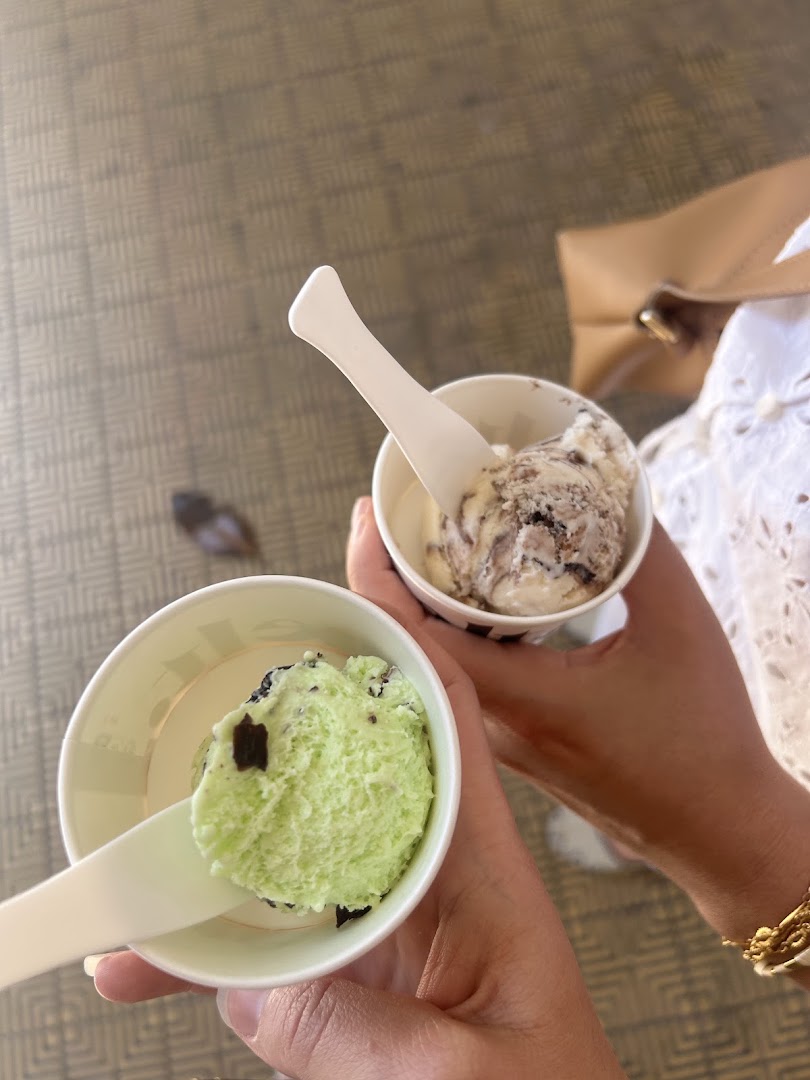 Melt: appetizing photo of shop products