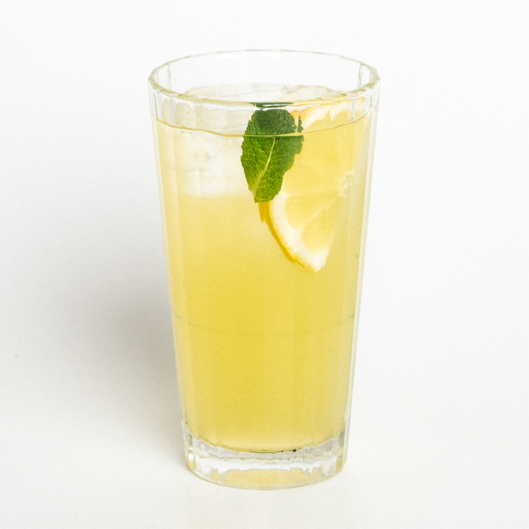 Pebble Burger: professional quality drink photo