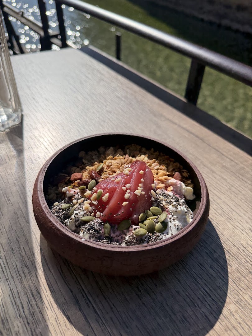 Ummi mon amour: appetizing, high-quality food photo