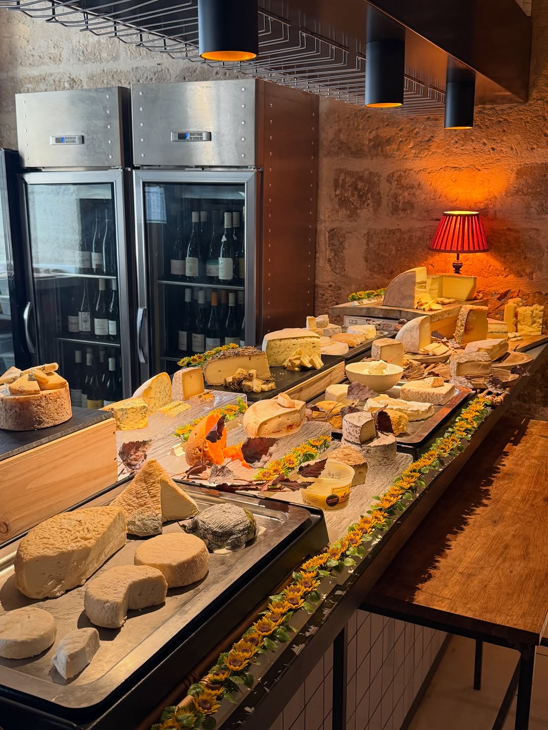 La Grande Brasserie BIB: appetizing display of food selection