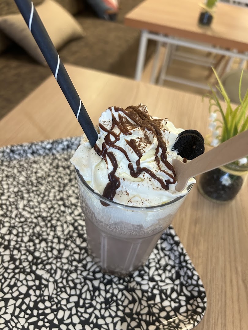 Yumi: appetizing photo of a drink