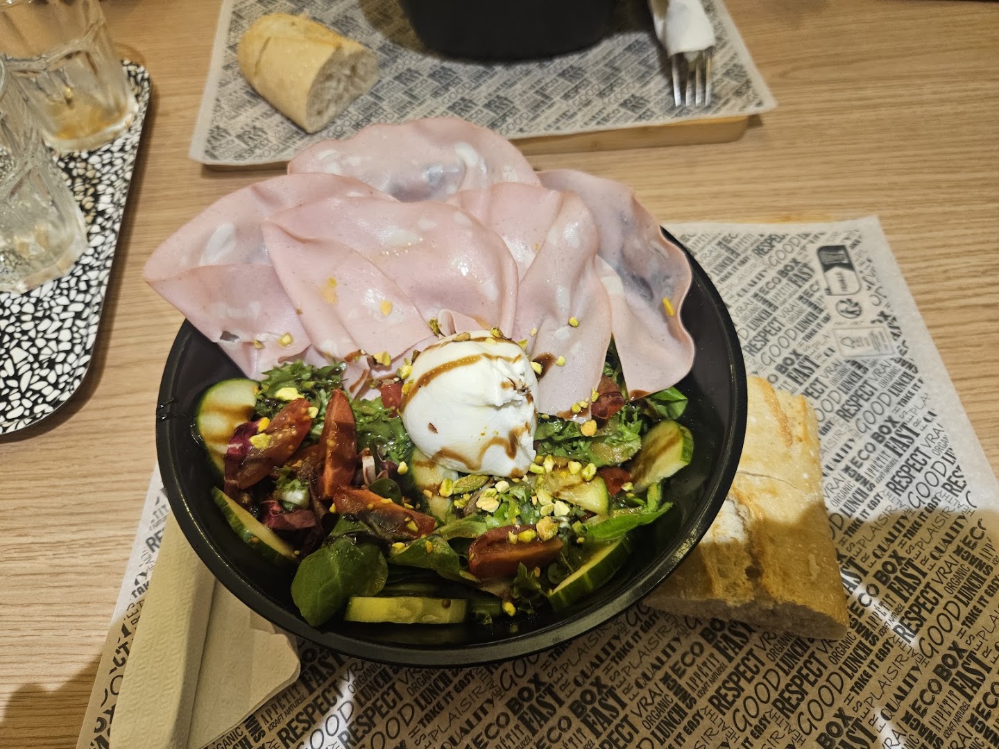 Yumi: appetizing and clear food photo